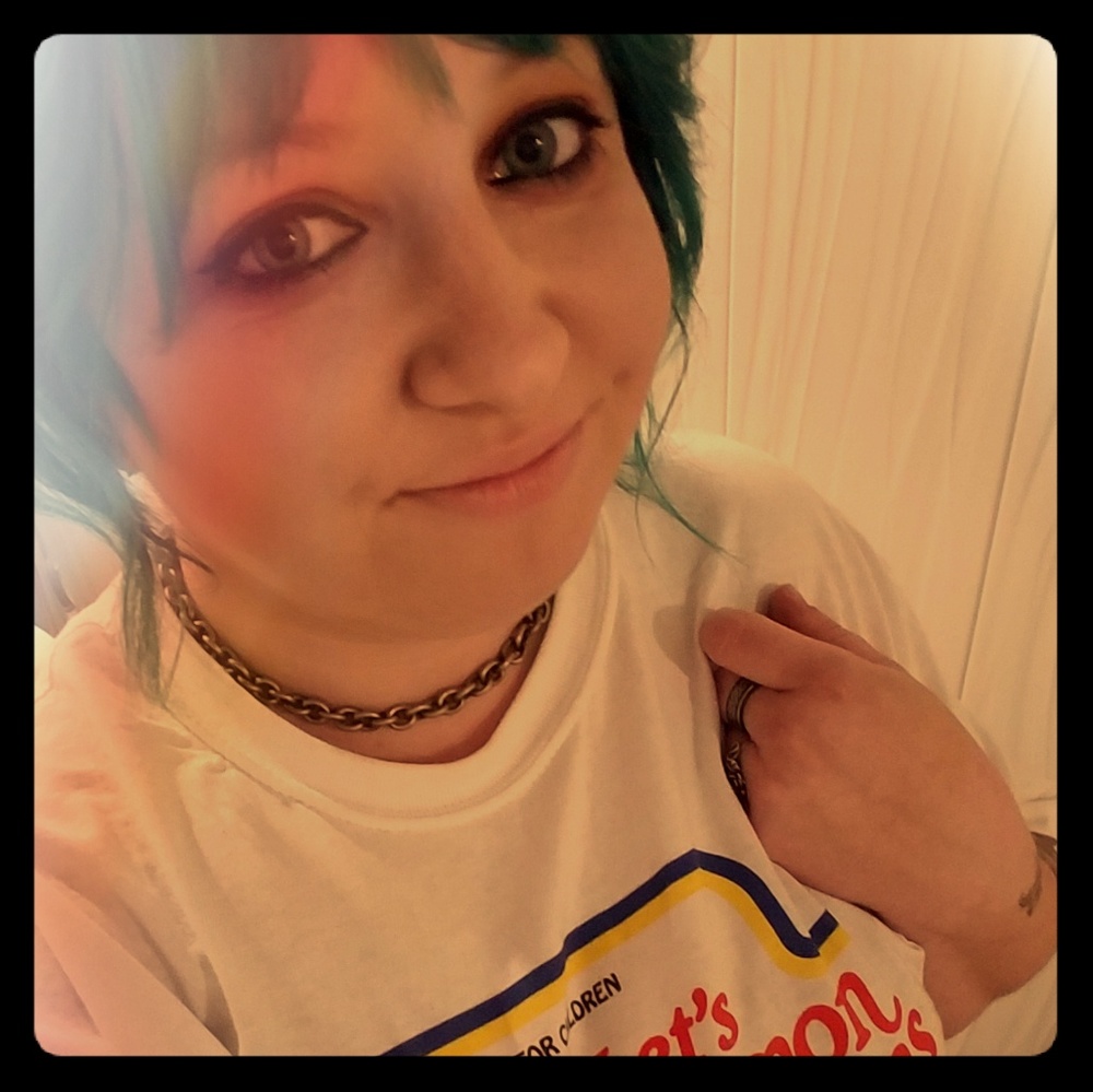 Meet your Posher, Alicia